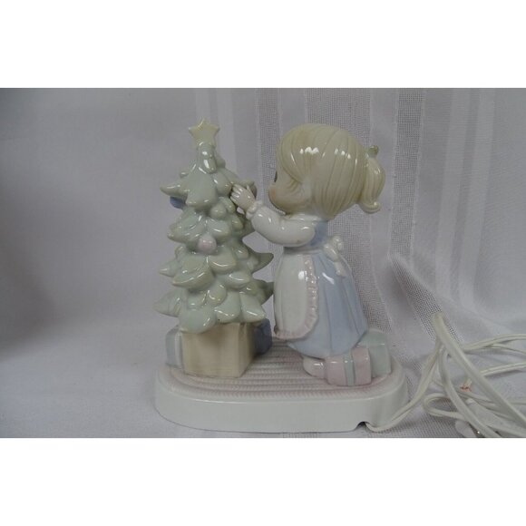 Enesco Precious Moments Porcelain Night Light God Cared Enough To Send His Best - Picture 2 of 5